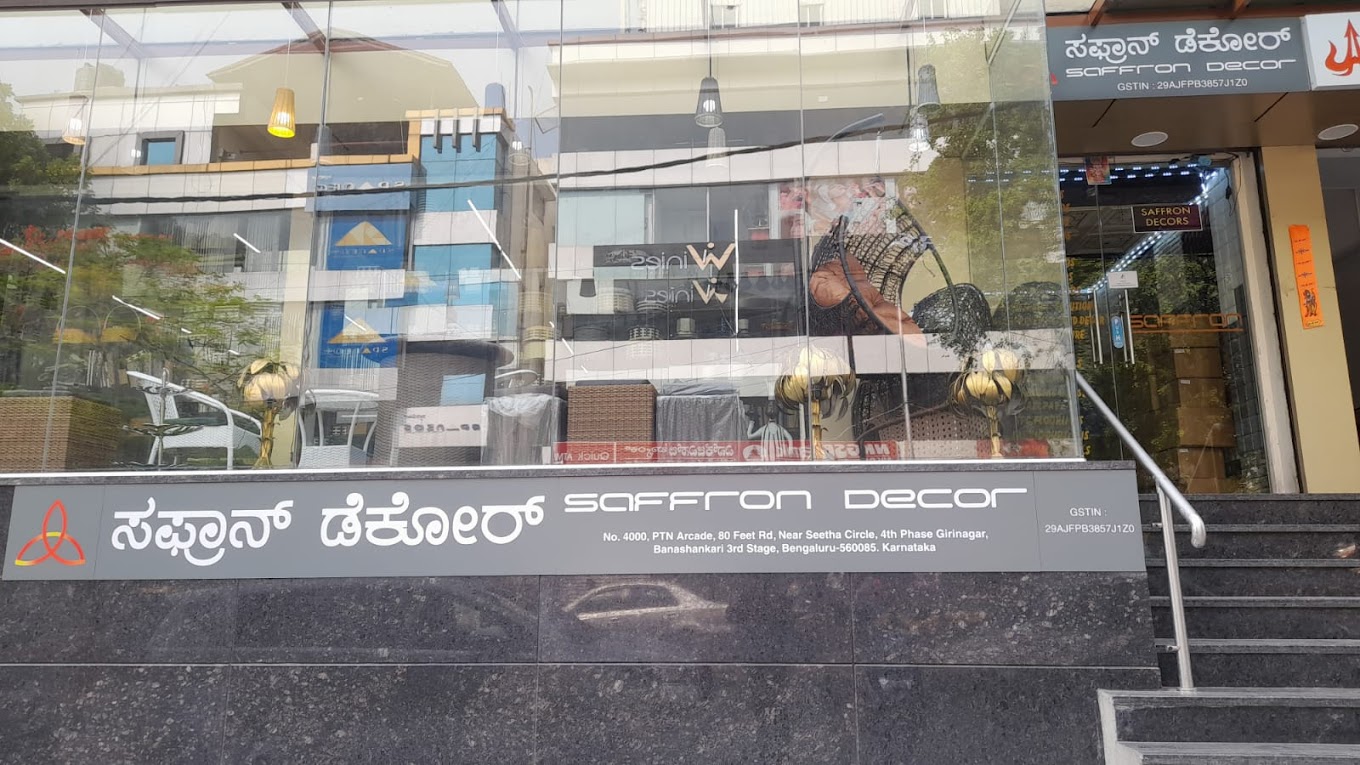 saffron Decor,